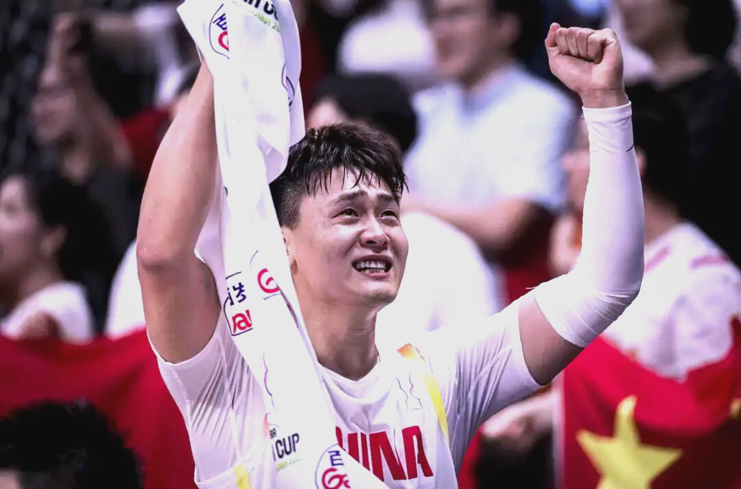 赛事数据分析-关于转会期CBA季后赛传出新动向，密尔沃基雄鹿造点机会，管理层表态：更衣室稳定，轮换策略成焦点的信息